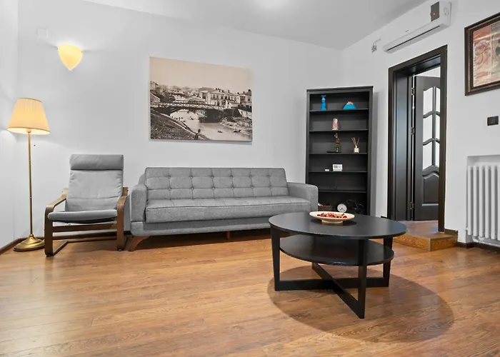 Chic In The Heart Of - Walk To Old Town *