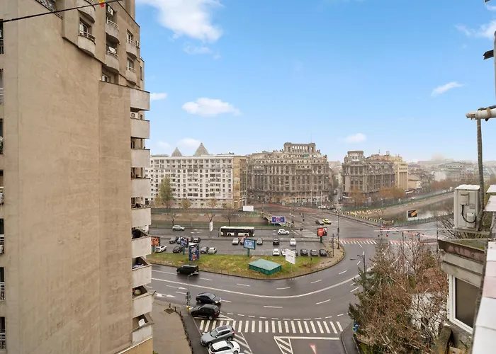 Chic In The Heart Of - Walk To Old Town