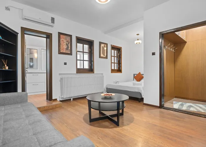 Chic In The Heart Of - Walk To Old Town بوخارست