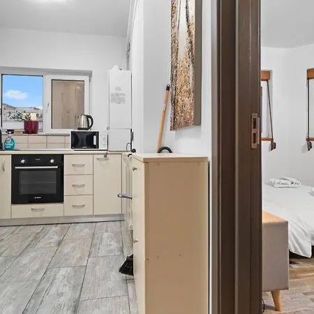 Appartamento Chic In The Heart Of - Walk To Old Town Bucarest