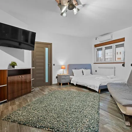 Appartamento Chic In The Heart Of - Walk To Old Town *