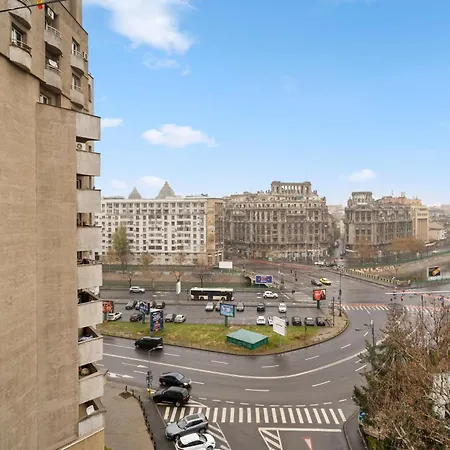 Chic In The Heart Of - Walk To Old Town