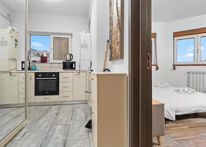 Appartamento Chic In The Heart Of - Walk To Old Town Bucarest