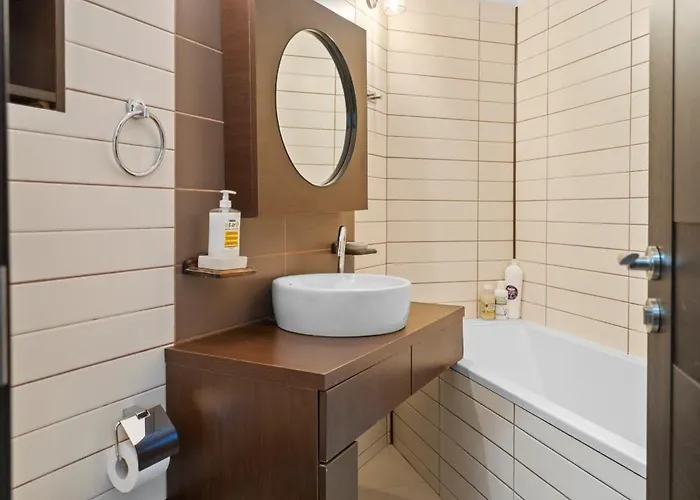 Chic In The Heart Of - Walk To Old Town Apartman Bukarest